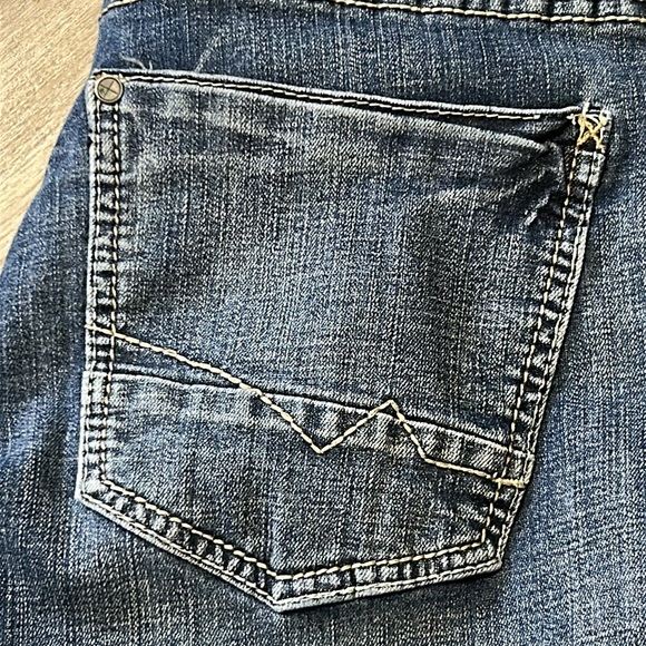 Departwest from Buckle mens Classic Blue Denim Jeans - size 29x32 - seeker - Picture 3 of 12